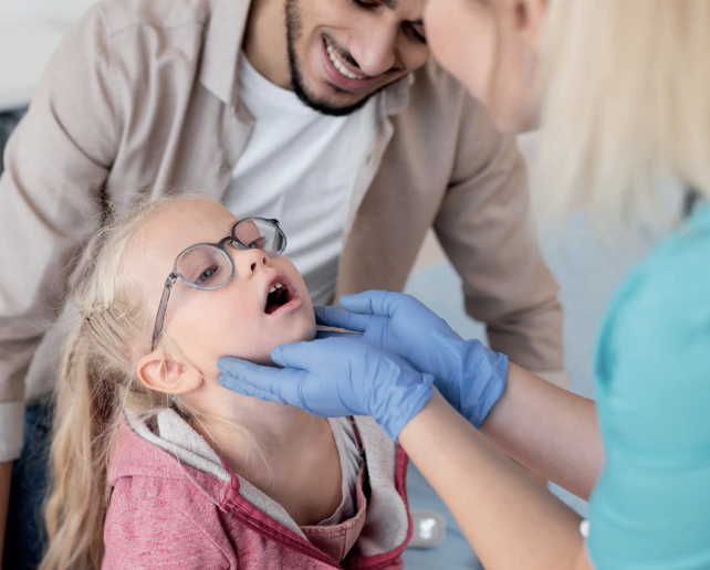  Salud bucal en niños y adolescentes con discapacidad